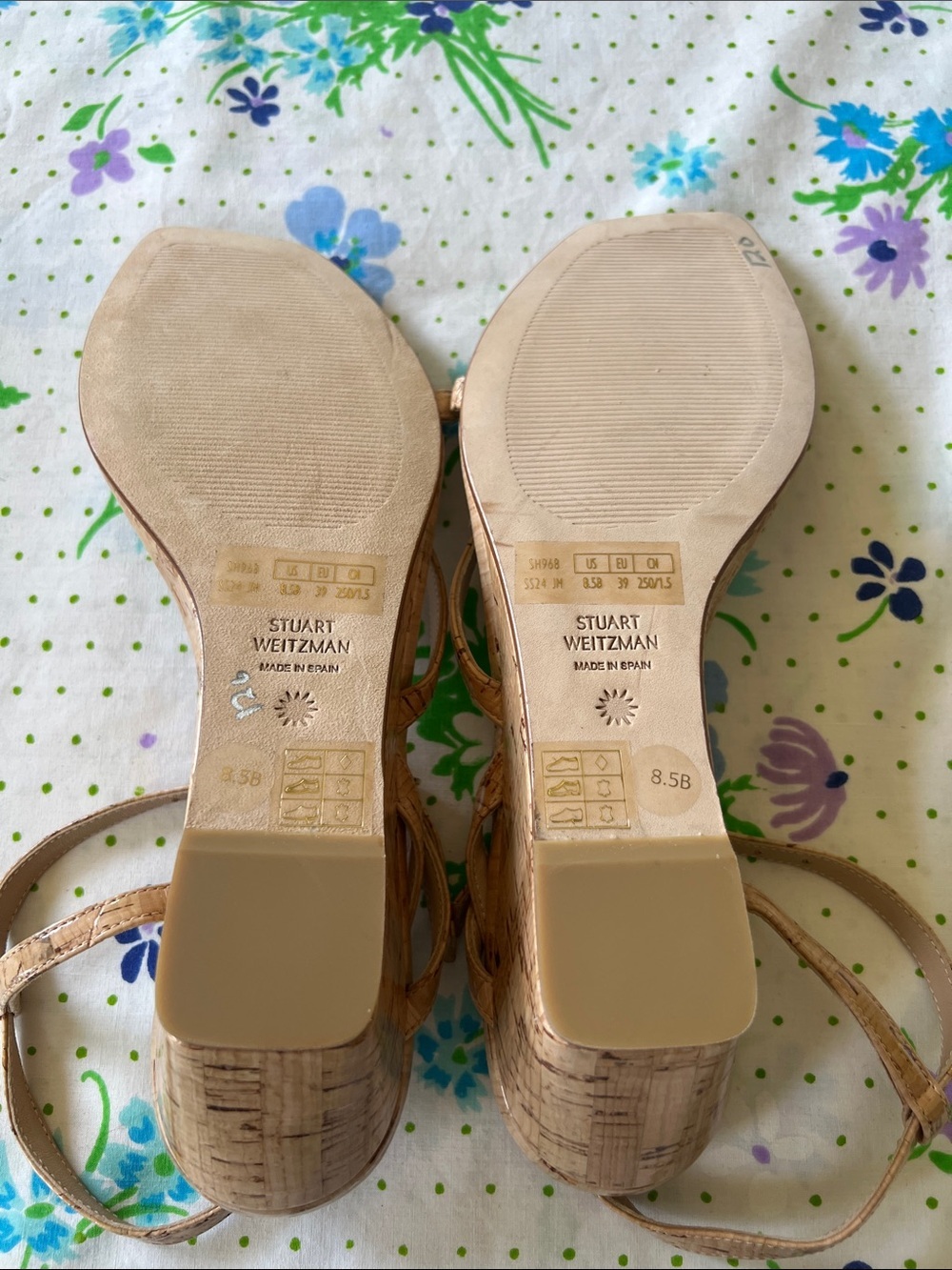 Stuart Weitzman Women's Patent leather Oasis 50 Wedge Ankle Strap Sandal 8.5 - Picture 10 of 13